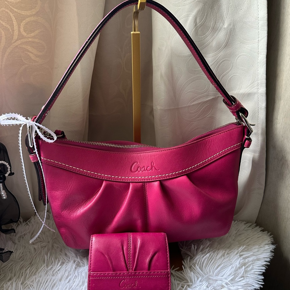 Coach Fuchsia Leather Shoulder Bag